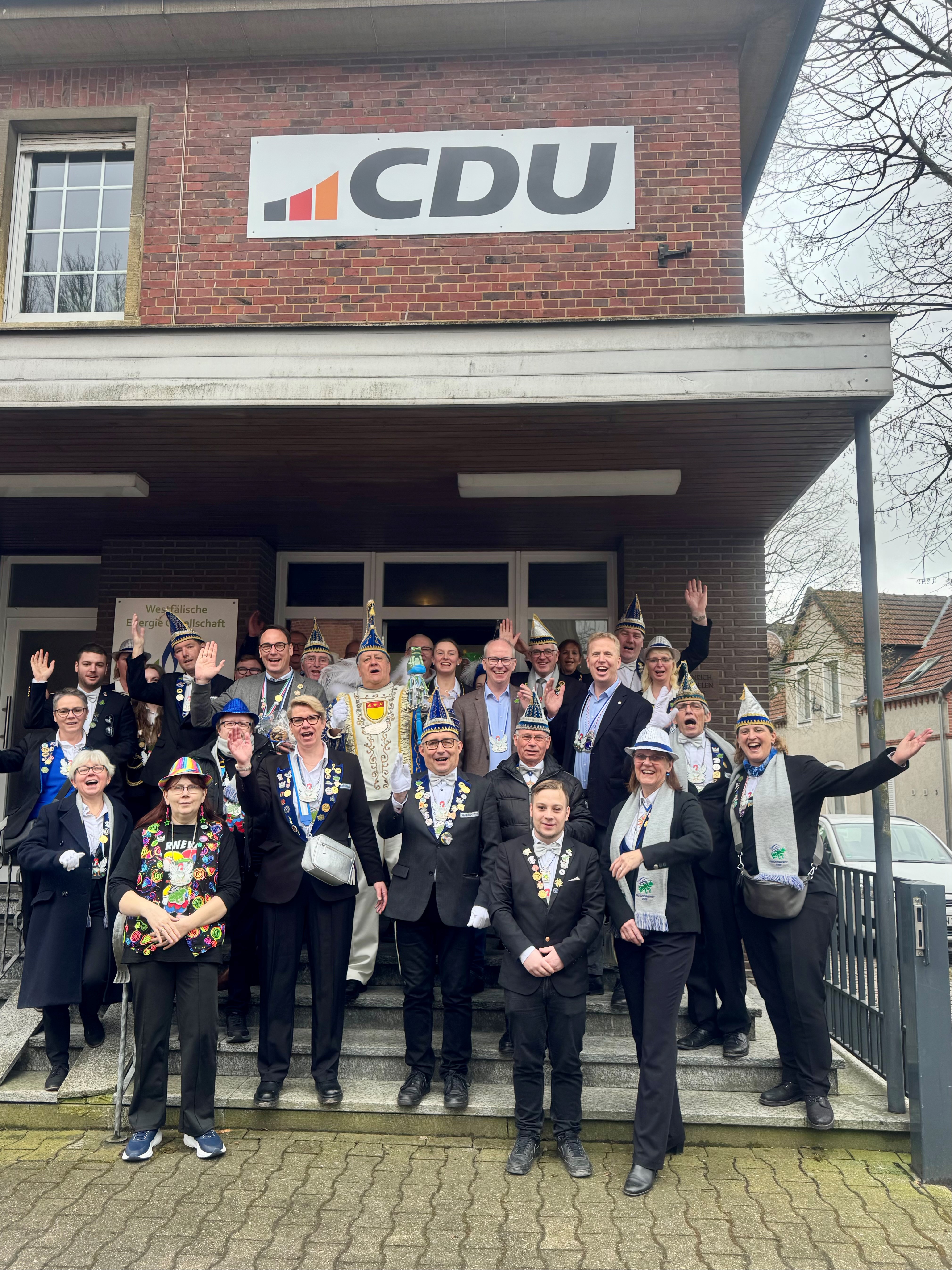 Mit einem dreifach kr�ftigen 